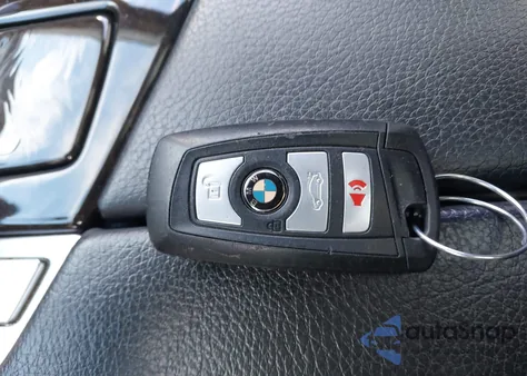 2015 BMW 528I xDrive z USA, uszkodzony, nr VIN WBA5A7C59FG142833